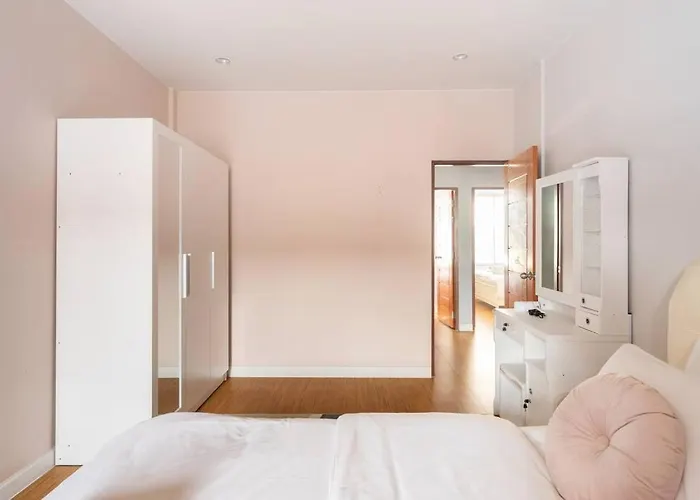 Villa Miq 142 Huai Khwang_new4br/jodd Fair Bangkok